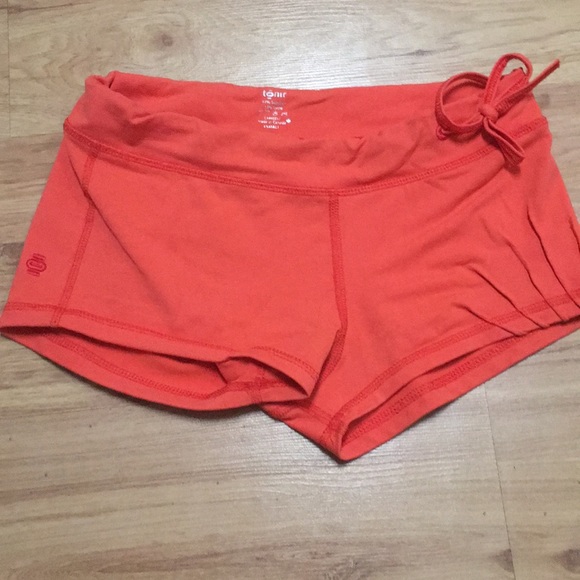 tonic yoga shorts